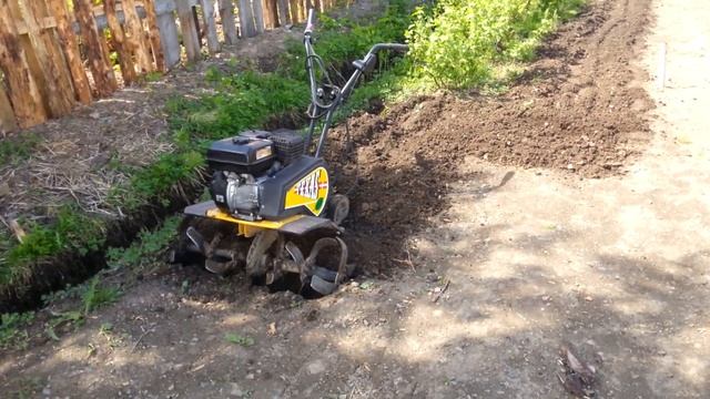 Мотоблок Техас В деле