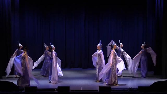 Русский лирический хоровод "Лебёдушки" смотреть онлайн