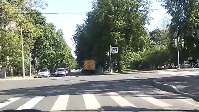 #1598 /30 мая 2023 г./ На какой реке стоит Казань..?Эти уверены ,что на Каме... смотреть онлайн