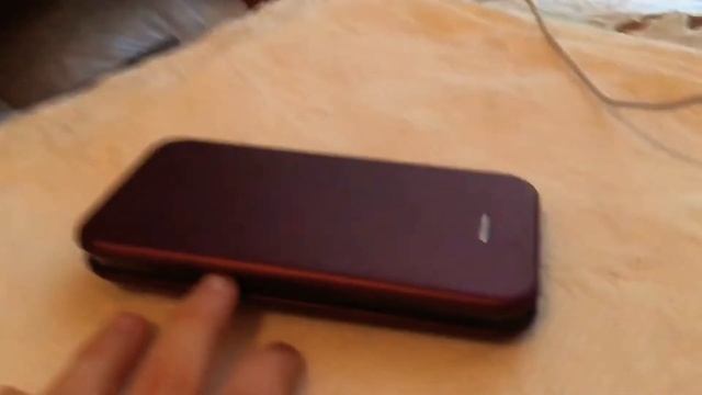 Как открыть чехол книжку одной рукой ._. смотреть онлайн