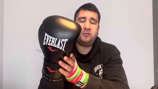 Everlast “Spark Training” смотреть онлайн