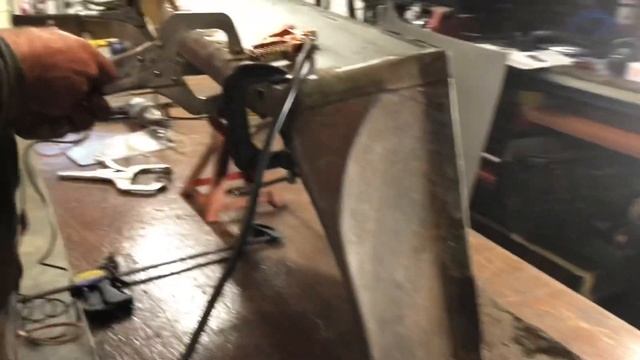 Jeep Willys fender repair смотреть онлайн