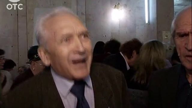 Владимир Знатков провел дегустацию сладостей на Фестивале варенья смотреть онлайн