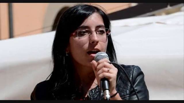 Fabiana Dadone Tari смотреть онлайн