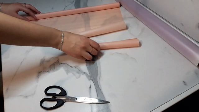 Букет-презент из шоколадных роз и мармелада смотреть онлайн