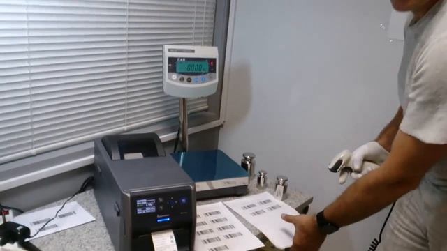 Демонстрация работы комплекса Весы-принтер смотреть онлайн