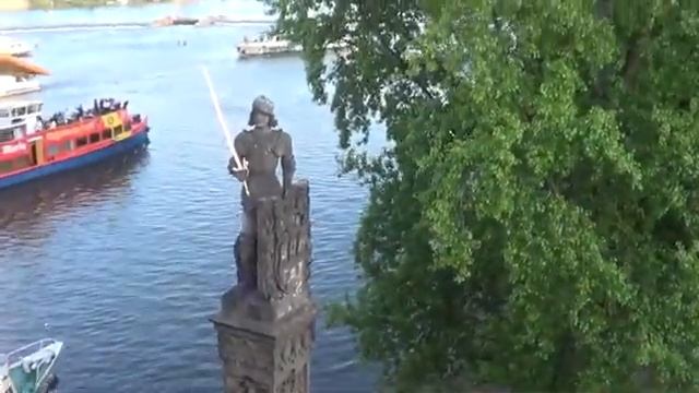 ПРО ДВУЛИЧНЫХ ЛЮДЕЙ смотреть онлайн