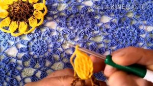 Как связать шторку,салфетку крючком  простыми,цветочными мотивами.Мастер-класс.