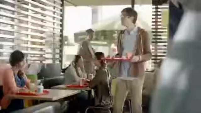 Шримп Ролл от McDonald’s смотреть онлайн