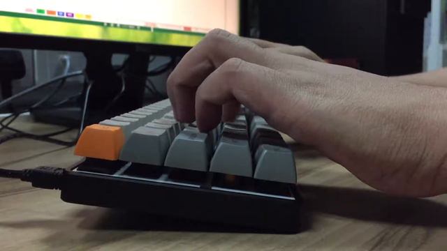 Poker 3 + Tex Case + SA Industrial (Cherry MX Brown) Typing Sound смотреть онлайн