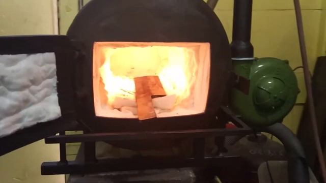 Кузнечный горн . смотреть онлайн