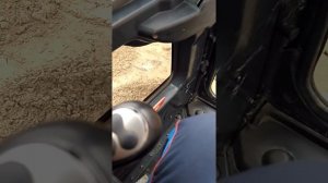 Разворот на месте. Управление экскаватором.( Control of the excavator)