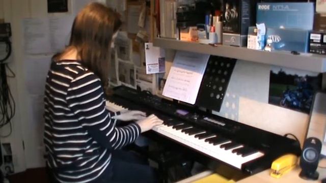 Emily performs her Grade 4 Piece - Hungarian Dance смотреть онлайн