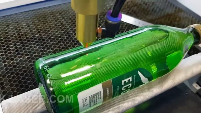 ЛАЗЕРНЫЙ СТАНОК CO2 для гравировки цилиндрических поверхностей: бокалов, кружек, бутылок, термосов смотреть онлайн