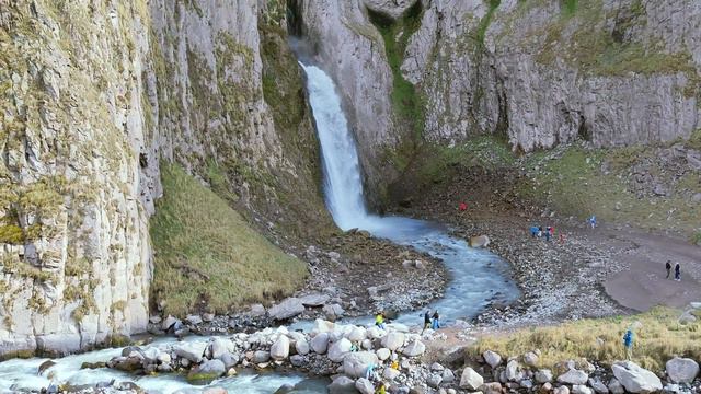 Джилы-Су. Водопад Каракая-су. Водопад Сылтран-су (Султан-су) смотреть онлайн