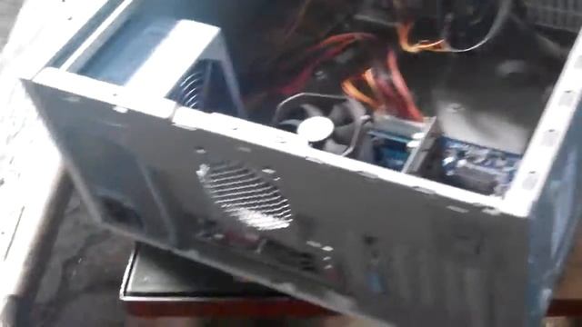 Чистка не разбирая ноутбука и компьютера от пыли за две минуты смотреть онлайн