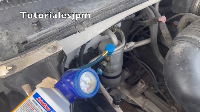 Como Recargar El Aire Acondicionado A/C Chevrolet Silverado 2000 Al 2022 смотреть онлайн