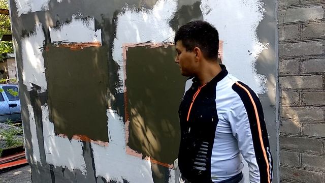 Шпаклюем фасад. Клей ПОД или НА сетку? смотреть онлайн