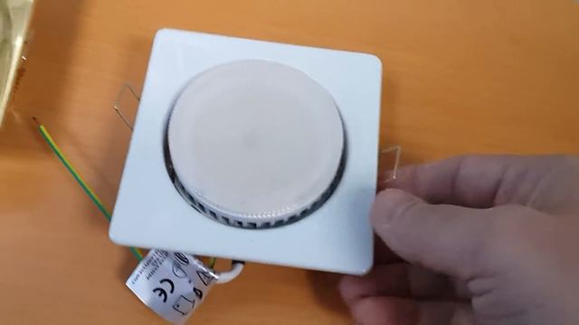 Встраиваемый квадратный плоский светильник Ecola GX53 с лампами смотреть онлайн