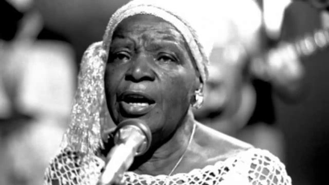 CLEMENTINA DE JESUS - Sabiá / Mulato Bamba смотреть онлайн
