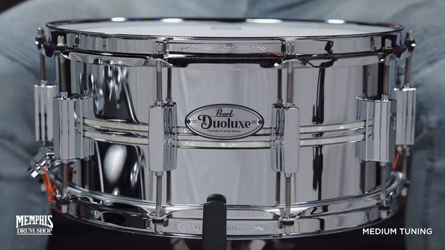 Pearl 14x6.5 Duoluxe Chrome Over Brass Snare Drum (DUX1465BR405) смотреть онлайн