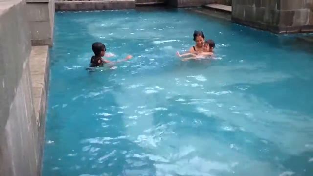 Fika ...Kemang Village "private pool" смотреть онлайн