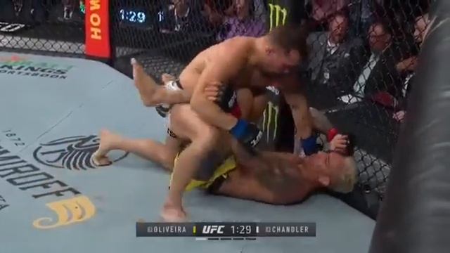Чарльз Оливейра против Майкл Чендлер/Charles Oliveira 🆚 Michael Chandler смотреть онлайн