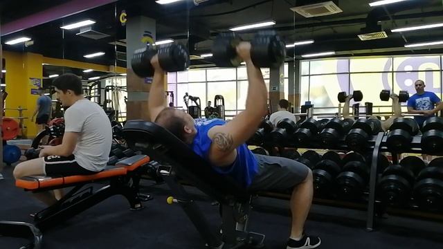 8 Жим гантели наклон,28 смотреть онлайн
