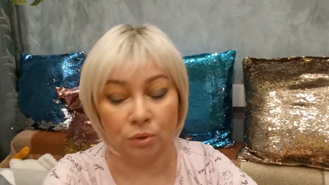 ESTRADE MARBELLA и ХАЙЛАЙТЕРЫ DOPE MONEY и ICE !!! / ЗЕЛЕНЫЙ И БЛЕСТЯЩИЙ МАКИЯЖ!!! смотреть онлайн