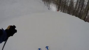 Gorki Gorod)))Спуск на горных лыжах по красной трассе)))