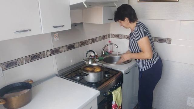 15 октября 2022 г.На кухне. смотреть онлайн