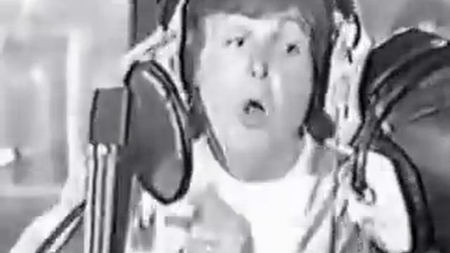 Noel Gallagher , Paul McCartney & Paul Weller - Come Together ( RARE ) смотреть онлайн