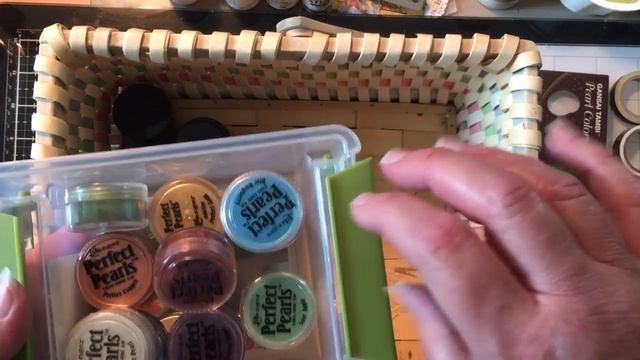 Travelers Notebook: Pearl and Iridescent Pigment Powders for my TN #psalmtn смотреть онлайн