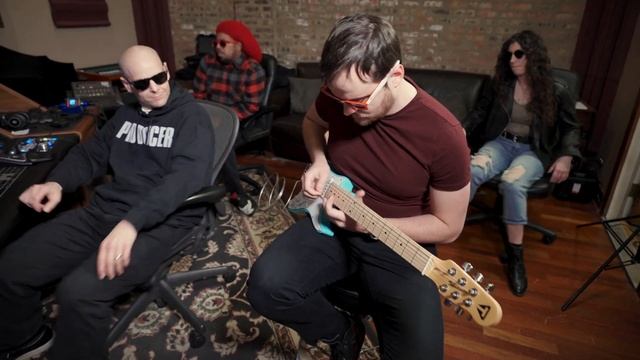 Hello... yes, I would like to order more whammy bar, please. смотреть онлайн