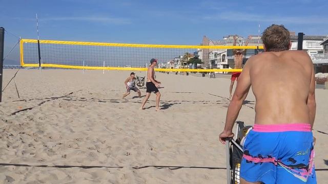 Beach Volleyball Drill | Take a Sneak Peek Into a Pro Practice Competitive Vision Drill смотреть онлайн