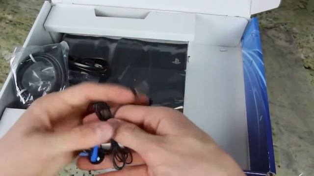 Полный обзор и распаковка Playstation 4 смотреть онлайн