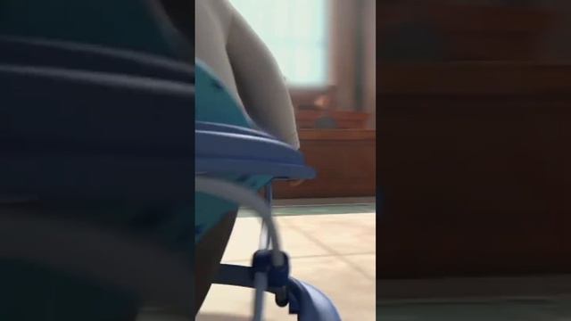 Bee Movie Adam Gets Scared смотреть онлайн