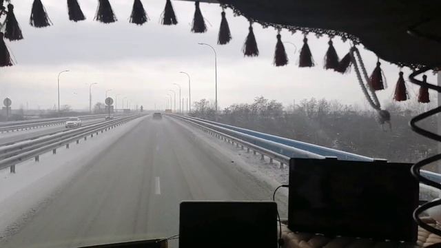 На Верхний Ларс и про солярку смотреть онлайн