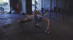 Ягодичный мостик на 1 ноге с паузой наверху/ Single leg hip thrust paused