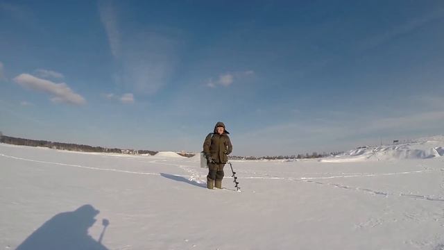 Рыбалка на песчаном карьере в Путилово. Стоит ехать или нет? смотреть онлайн