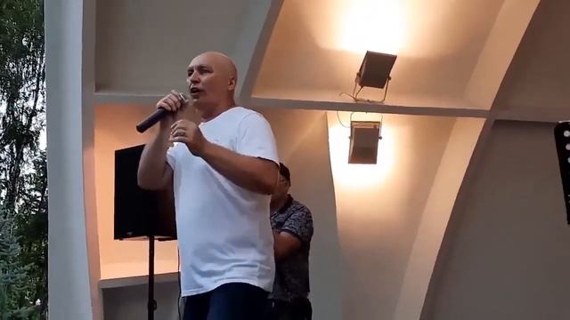 ЗНОВУ ОДИН СТОЮ!!! ЯРКИЕ МОМЕНТЫ,ХАРЬКОВ,ПАРК ГОРЬКОГО. смотреть онлайн