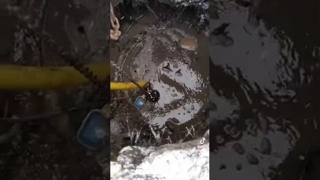 Копка колодцев машиной смотреть онлайн