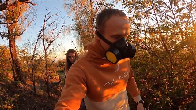 Вулкан Иджен / о.Ява / Кислотное озеро в кратере / смотреть онлайн