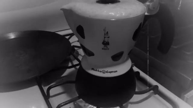 Bialetti Mukka Express смотреть онлайн