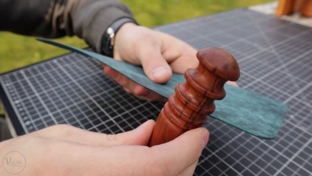 Making a Leather Amazing Bifold Wallet | PDF Pattern | DIY смотреть онлайн