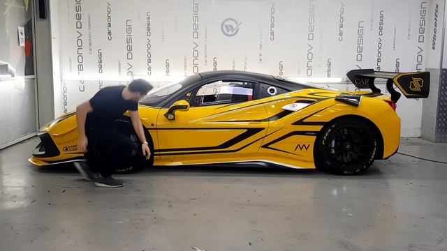 7. Ferrari 488 Challenge Evo смотреть онлайн