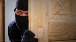 Грабители залезли в дом к пожилому фермеру. И когда они открыли шкаф, где он хранил сбережения...