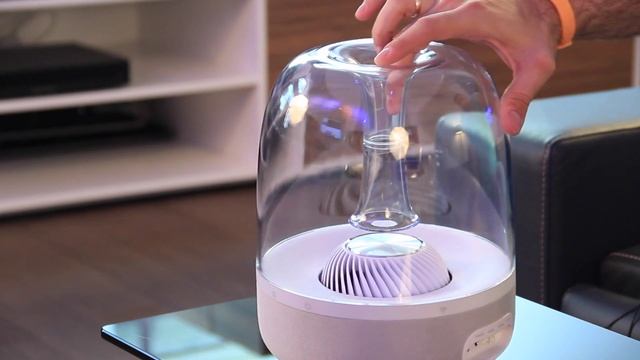 Обзор Harman Kardon Aura - акустическая система смотреть онлайн