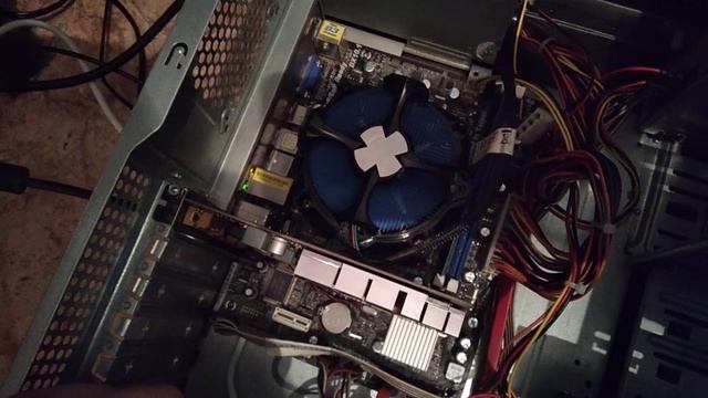 Компьютер включается и выключается при запуске. смотреть онлайн