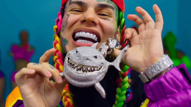 6ix9ine - Gooba(s l o w e d r e v e r b) смотреть онлайн